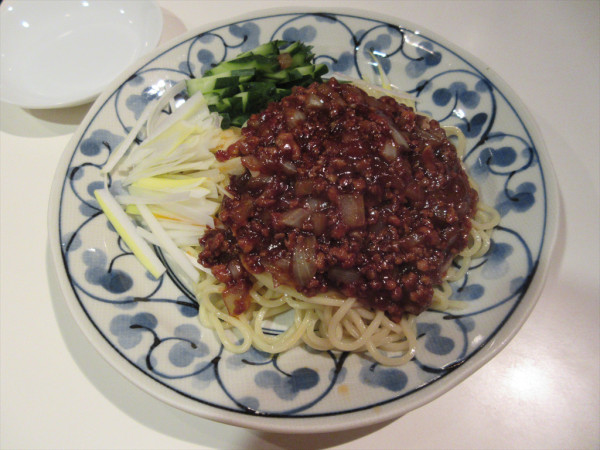 「ジャージャー麺（858円）」@百楽門の写真