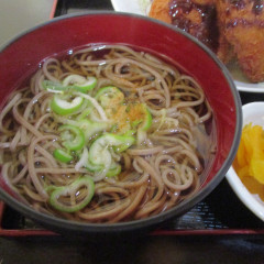 そば・うどん たぬきの画像