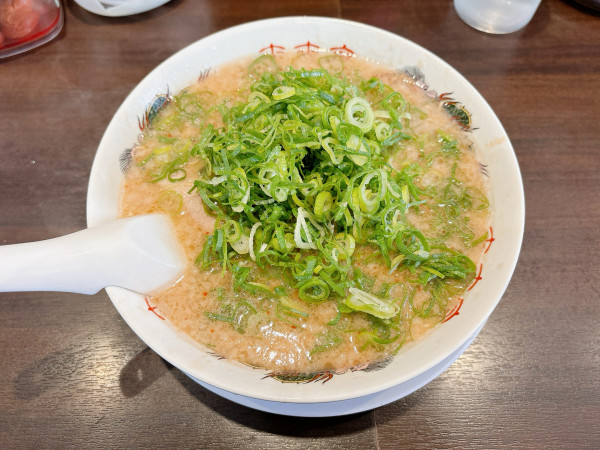 「こってりラーメン」@来来亭 美和店の写真