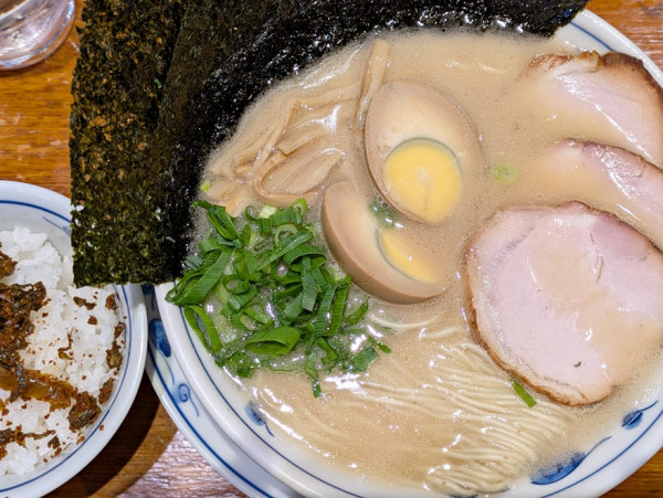 「渋英らぁめん」@らあめん 渋英の写真