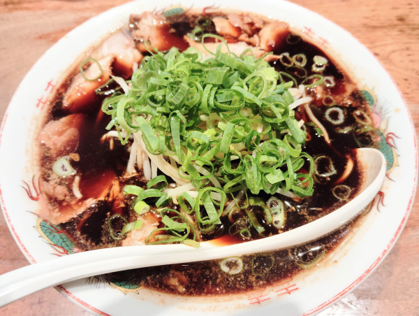 「京都風ラーメン黒醤油」@渡なべの写真