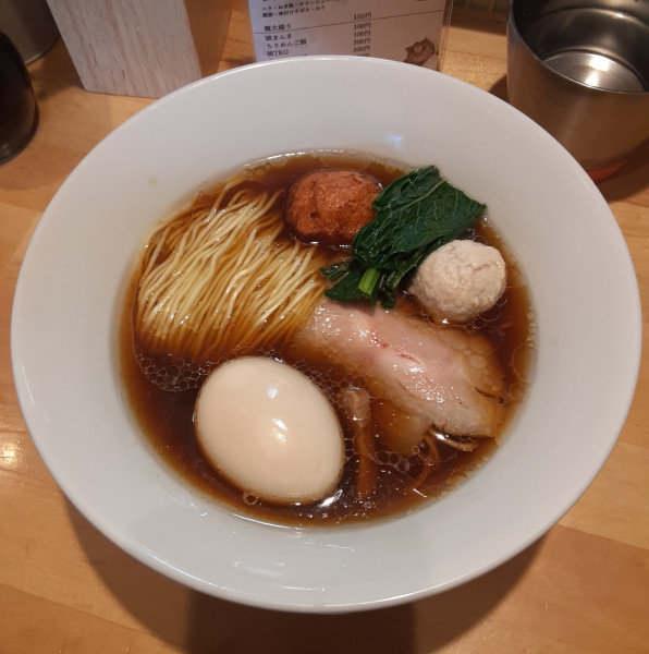 「味玉醤油中華そば」@猫と月の写真