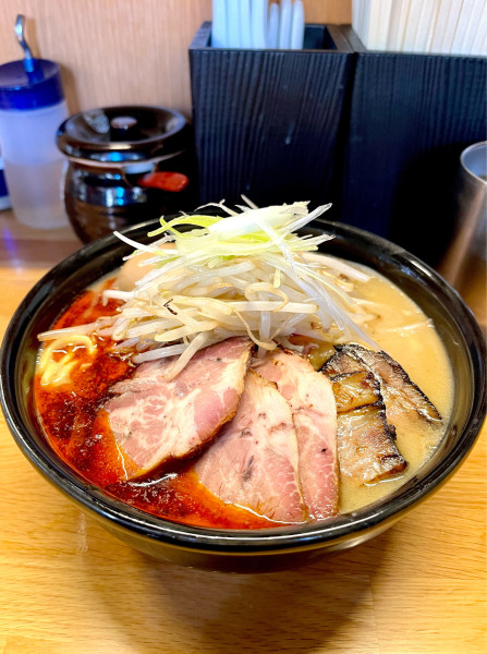 「辛味噌チャーシュー味玉ラーメン」@味噌っ子 ふっくの写真