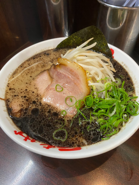 「ラーメン」@なんつッ亭 参 川崎店の写真
