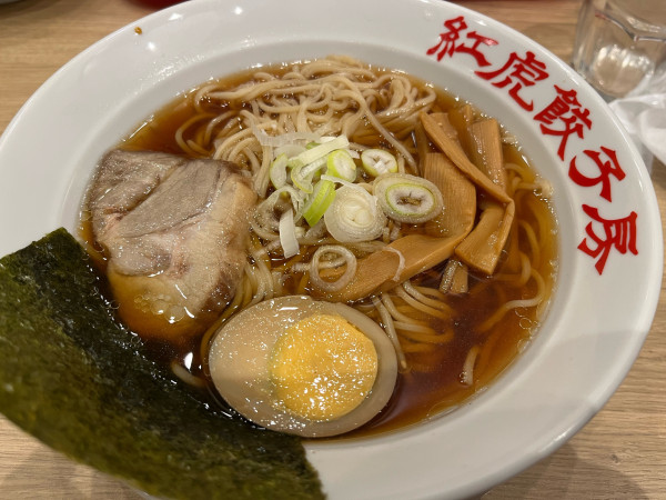 「醤油らーめん」@紅虎餃子房 イオンモール浦和美園の写真