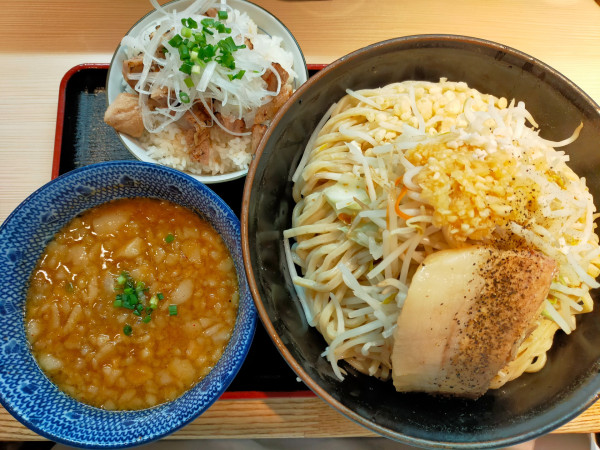「【月1限定】つけ麺ZAN(大関)+力士味噌のっけ丼1650円」@らー麺土俵 鶴嶺峰の写真