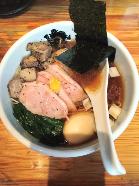 「特製鴨中華そば（醤油）」@満鶏軒の写真