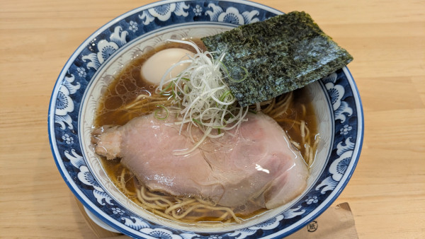 「味玉鴨醤油ら〜めん」@風〜Furari〜の写真