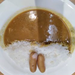 スタンダードカレー？辛口 サービスソーセージ