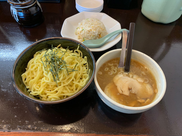 「つけ麺大盛りチャーハンセット1000円」@らぁめん味蔵の写真