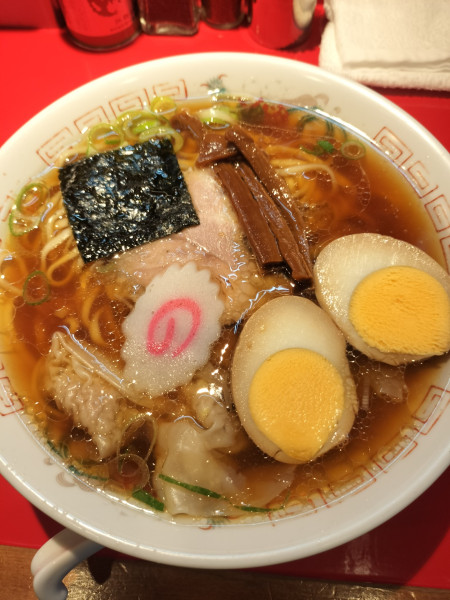 「ワンタン麺&味茹で玉子」@マルフル食堂 市役所通り店の写真