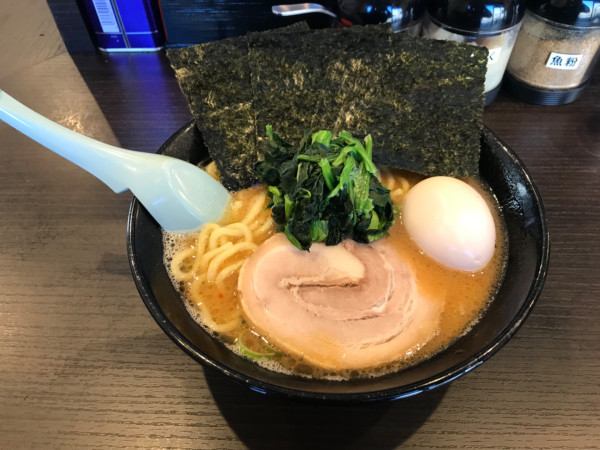 「らーめん 960円 + クーポン味玉」@せんだい味噌部の写真