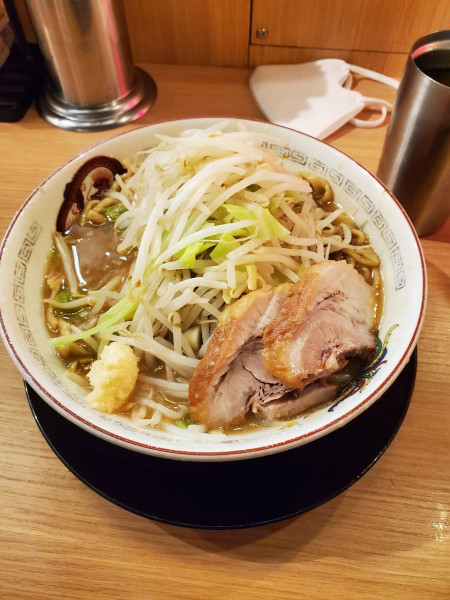 「小ラーメン」@ラーメン豚山 東京ラーメン横丁店の写真