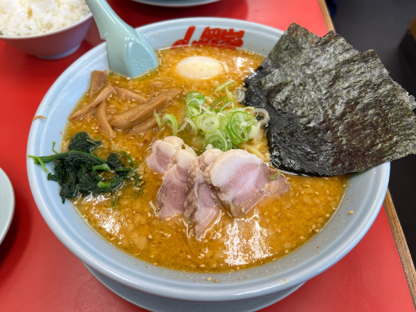 「特製味噌チャーシュー麺」@ラーメン山岡家 千葉鎌ヶ谷店の写真