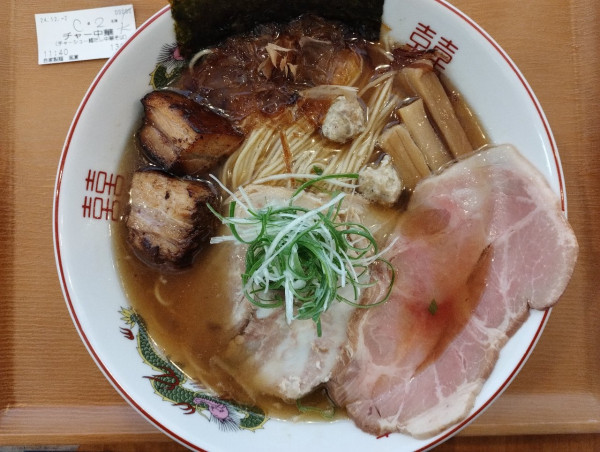 「チャーシュー鰹だし中華そば」@自家製麺 風夏の写真