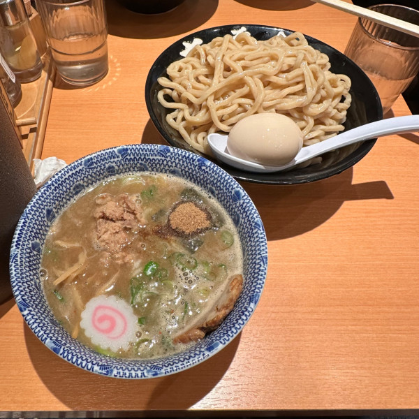 「特製つけ麺 大盛 ¥1,250」@六厘舎の写真