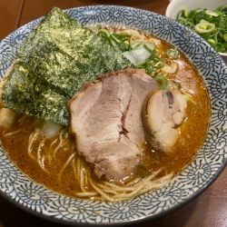 濃厚煮干し鶏そば＋大盛り＋ねぎ