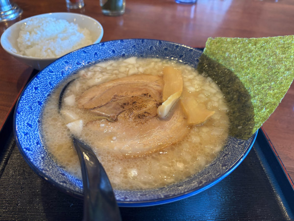 「豚骨しょうゆラーメン 968円」@麺屋 武将の写真