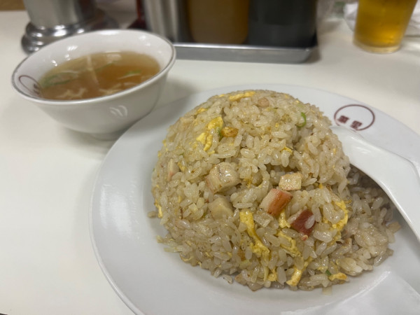「炒飯 924円」@萬里 本店の写真