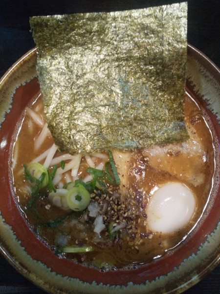 「シビ辛味噌ラーメン(味玉付き)」@豚そば ぎんや 黒川本店の写真
