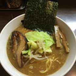 らーめん(600円)