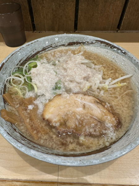 「らーめん(脂多め)」@こってり脂らーめん きたろうの写真