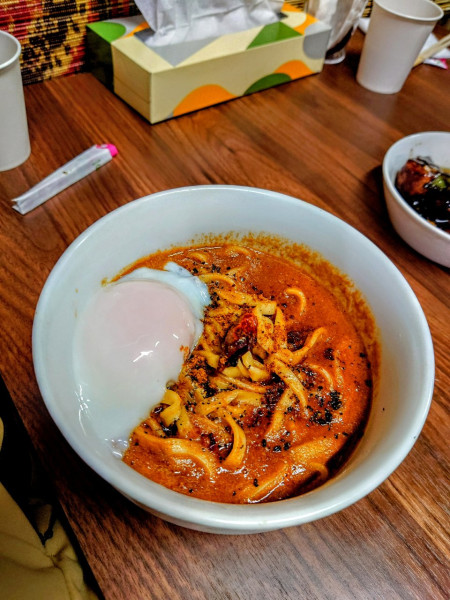 「黒カラシビ麺」@龍門瀑の写真