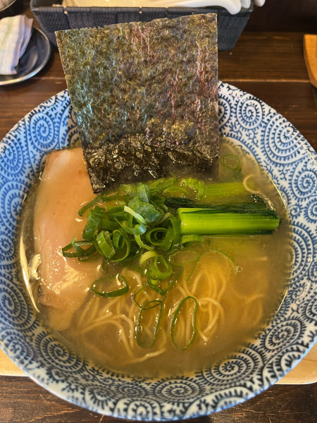 「煮干しそば　白」@中華そば 亜熱帯の写真