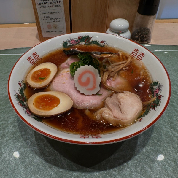 「特製魚介らぁ麺」@らぁ麺 花萌葱の写真