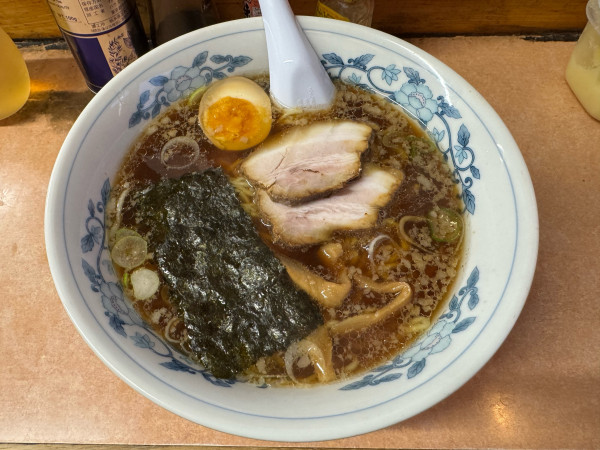 「ラーメン　850円」@雨風本舗の写真