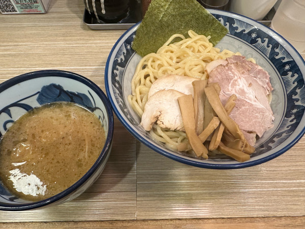 「鶏つけ麺(500g)」@秋葉原つけ麺 油そば 楽の写真