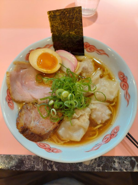 「流星プレミアムワンタン麺」@流星軒の写真