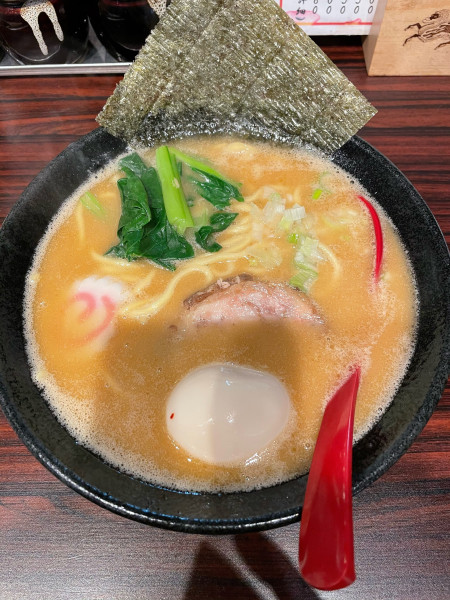 「こってりらぁめん　太麺(800円)」@丸新らぁめん食堂の写真