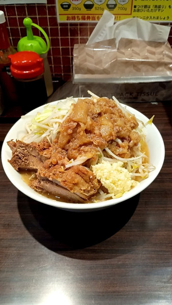 「小ラーメン アブラマシ、ニンニク少し」@立川マシマシ 8号店の写真