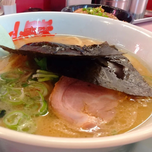 「#サービスセットA #醤油ラーメン #チャーシュー丼 #830円」@山岡家 平塚店の写真