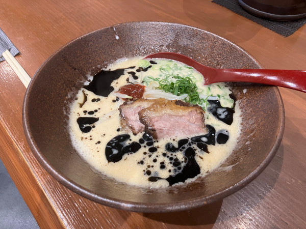 「赤べこらーめん 1,100円」@和牛ラーメン 繕の写真