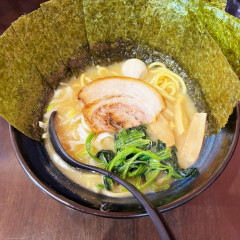 麺侍右京 反町店の画像