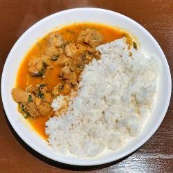 セットのチキンカレー 500円