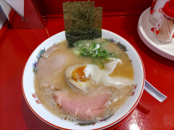 「豚骨ら～めん 630円」@大正軒ラーメンの写真