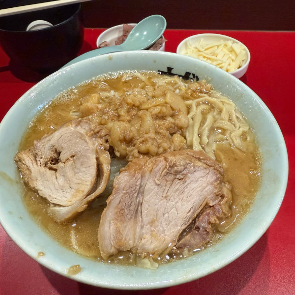 「らーめん麺少なめ」@ラーメンきずなの写真