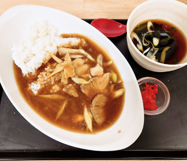 「蕎麦屋のカレー丼(豚肉)」@立ち喰いそばうどん 松石の写真