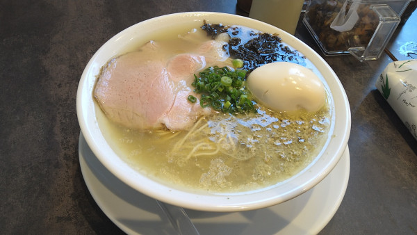 「牡蠣塩ラーメン」@むかん横浜の写真