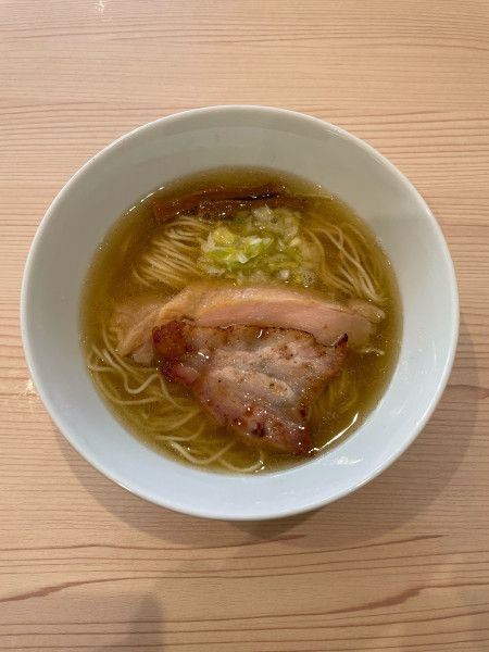 「しおらーめん(900円)」@らーめん藁の写真