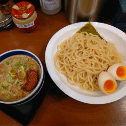 濃厚煮干しつけ麺
