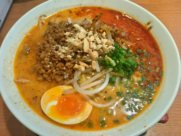 「金ごま担々麺　大盛」@らーめん 味來の写真