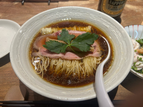 「SALの醤油そば」@三鷹らーめん酒場 SALの写真