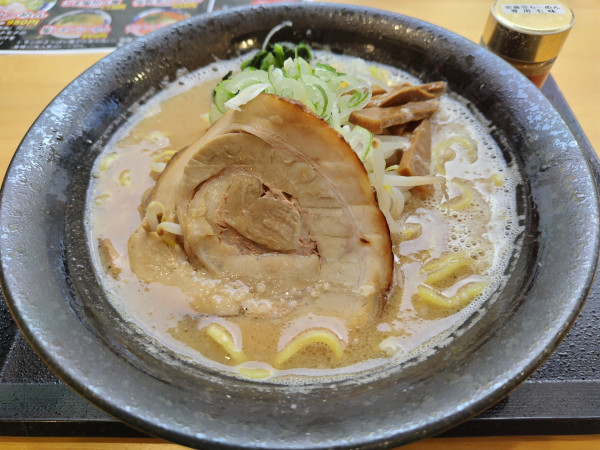 「安養寺らーめん　※安養寺らーめん専用七味付き」@食材工房 光志亭の写真