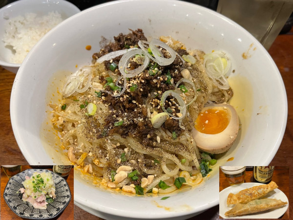 「汁なし担々麺 花椒増し+赤星+ハイボール+蒸し鶏葱生姜だれ+餃子」@永吉の写真