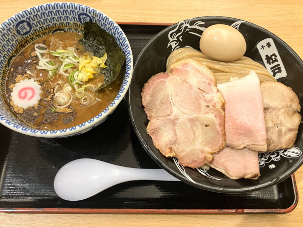 「特製濃厚つけめん並220g1330円他」@松戸中華そば 富田食堂 東千葉店の写真