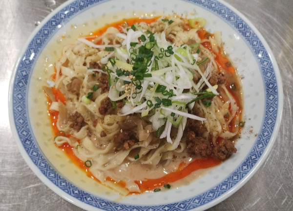 「汁なし担担麺 #880円 #辛さ普通」@三陽楼の写真